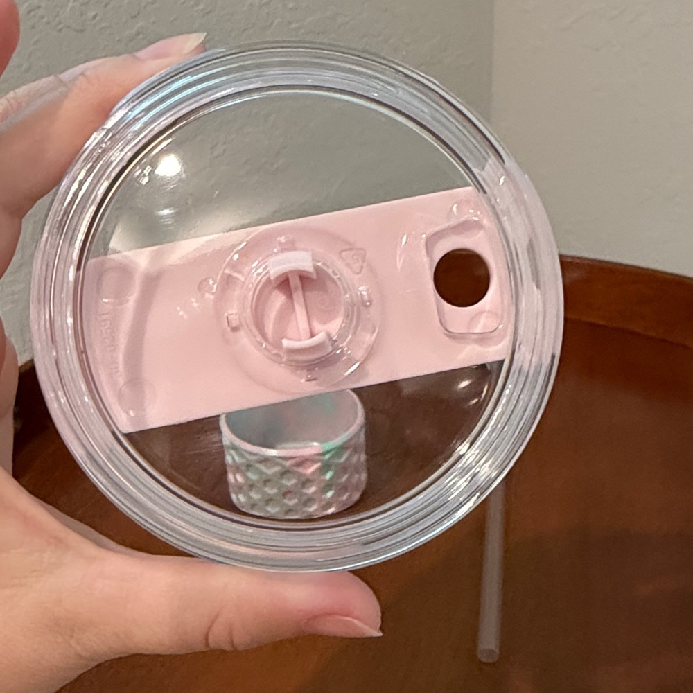 EUC OG Stanley 40oz Target Exclusive Pink Pearlescent - Picture 8 of 9